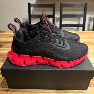 REEBOK MEN’S ZIG DYNAMICA RUNNING SHOE